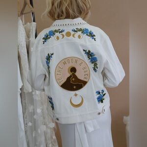 Rue de Seine “Moon and Back” white denim jacket sz XL
